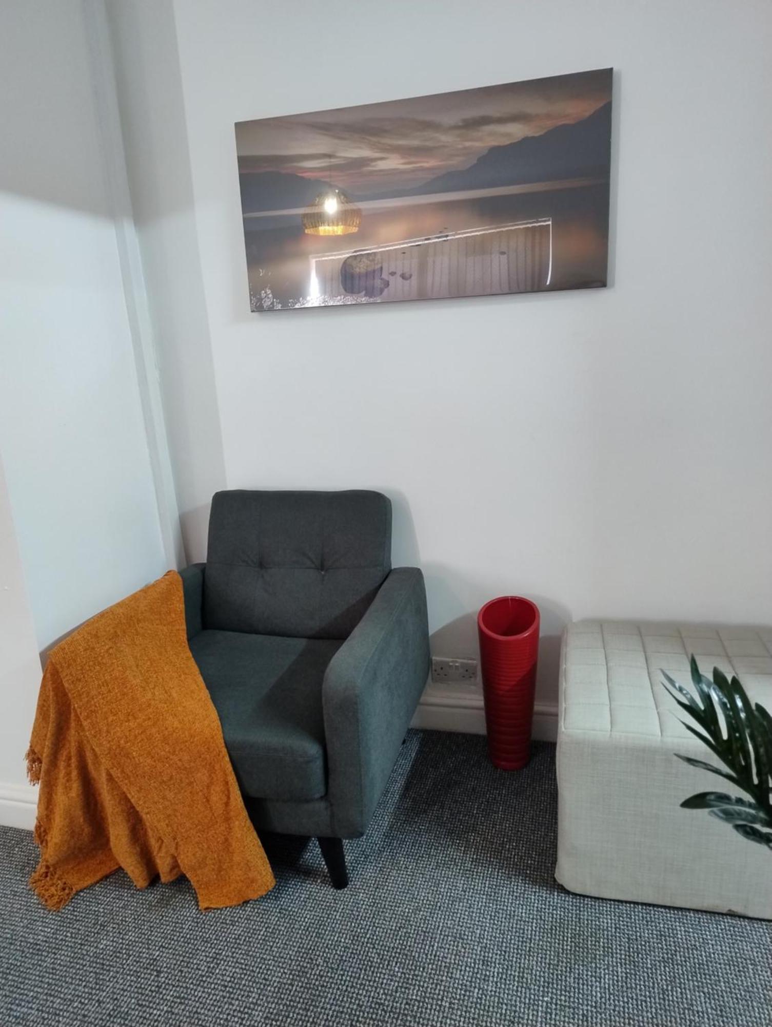 Northern Water Park Escape Sleeps 10 - Manchester — Photos 2